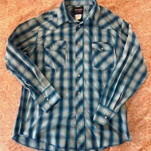 Wrangler Men's Blue Plaid Shirt